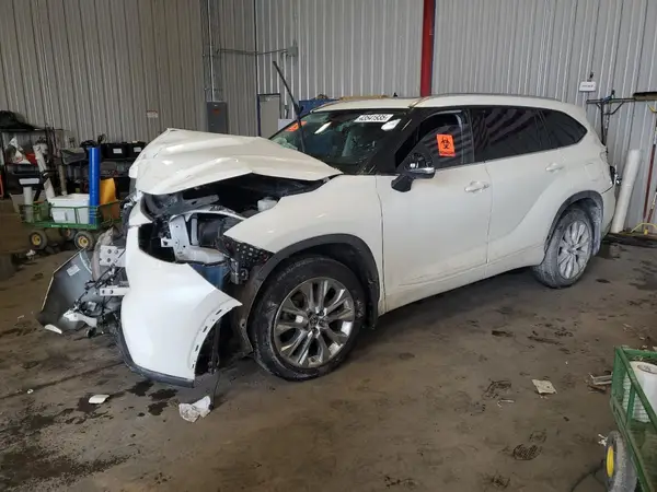 5TDDZRBH3MS069248 2021 TOYOTA HIGHLANDER - Image 1