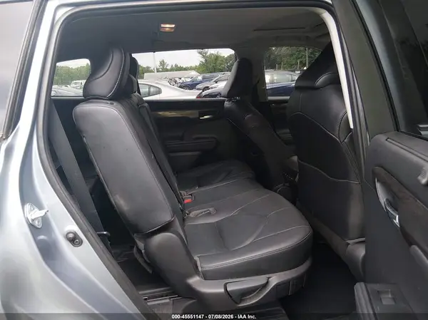 5TDDZRBH3MS077270 2021 TOYOTA HIGHLANDER - Image 8