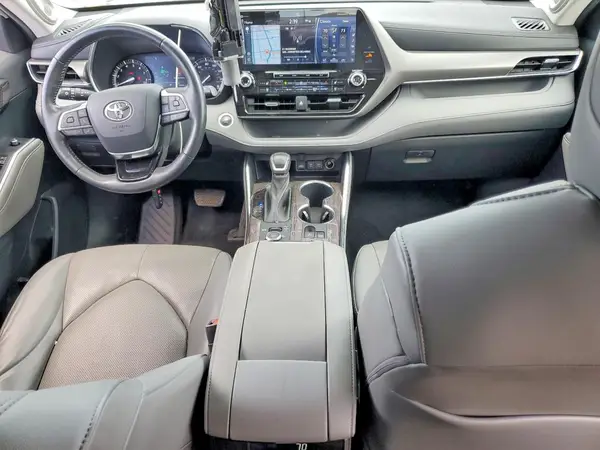 5TDDZRBH3MS083098 2021 TOYOTA HIGHLANDER - Image 8