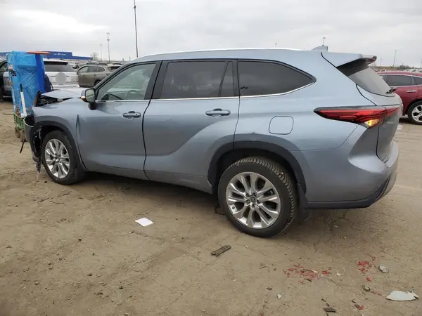 5TDDZRBH3MS100045 2021 TOYOTA HIGHLANDER - Image 2