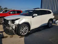 5TDDZRBH3NS163289 2022 TOYOTA HIGHLANDER