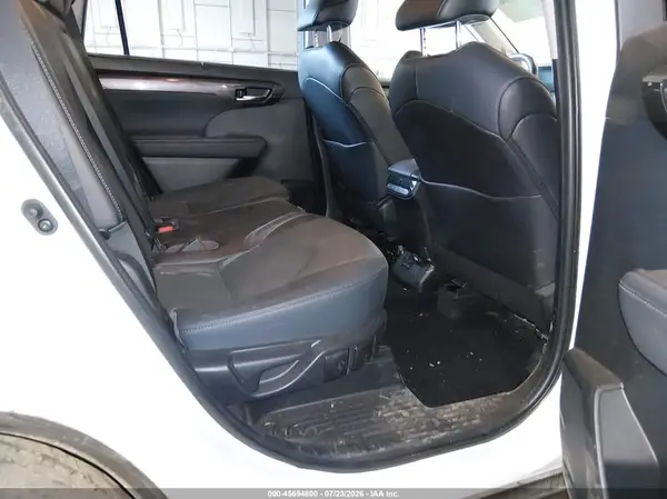 5TDDZRBH3NS593730 2022 TOYOTA HIGHLANDER - Image 8