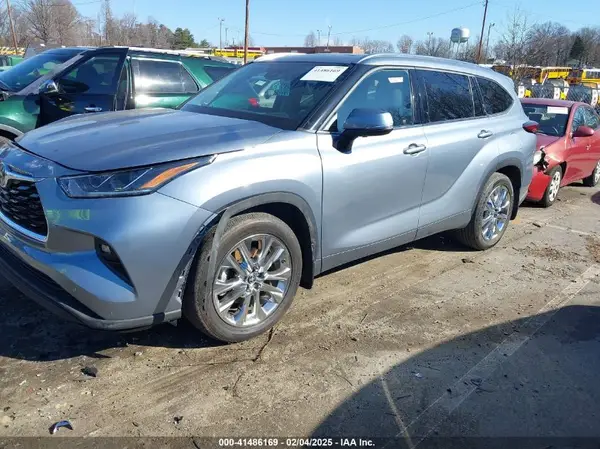 5TDDZRBH4LS036662 2020 TOYOTA HIGHLANDER - Image 2