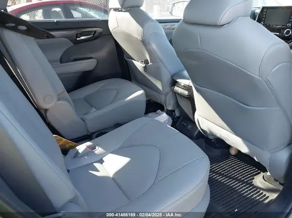 5TDDZRBH4LS036662 2020 TOYOTA HIGHLANDER - Image 8