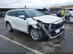 5TDDZRBH4LS044504 2020 TOYOTA HIGHLANDER
