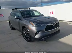 5TDDZRBH4MS104699 2021 TOYOTA HIGHLANDER