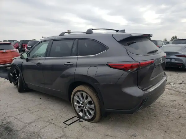 5TDDZRBH4MS126105 2021 TOYOTA HIGHLANDER - Image 2