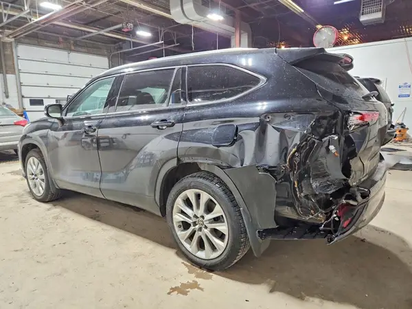 5TDDZRBH4MS534555 2021 TOYOTA HIGHLANDER - Image 2