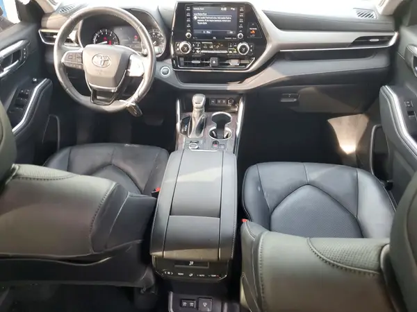 5TDDZRBH4MS556524 2021 TOYOTA HIGHLANDER - Image 8