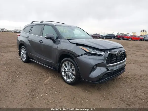 5TDDZRBH4NS177850 2022 TOYOTA HIGHLANDER - Image 1