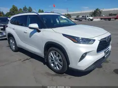 5TDDZRBH4NS186788 2022 TOYOTA HIGHLANDER