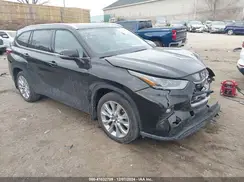 5TDDZRBH4NS195037 2022 TOYOTA HIGHLANDER