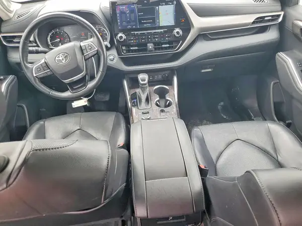 5TDDZRBH4NS249548 2022 TOYOTA HIGHLANDER - Image 8