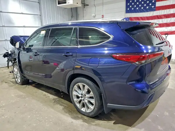 5TDDZRBH5LS010247 2020 TOYOTA HIGHLANDER - Image 2