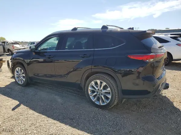 5TDDZRBH5MS120989 2021 TOYOTA HIGHLANDER - Image 2