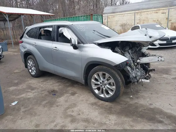 5TDDZRBH5MS534449 2021 TOYOTA HIGHLANDER - Image 1