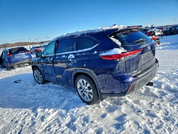 5TDDZRBH5NS165223 2022 TOYOTA HIGHLANDER - Image 2