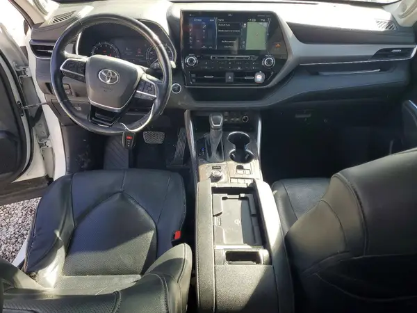 5TDDZRBH6LS050935 2020 TOYOTA HIGHLANDER - Image 8