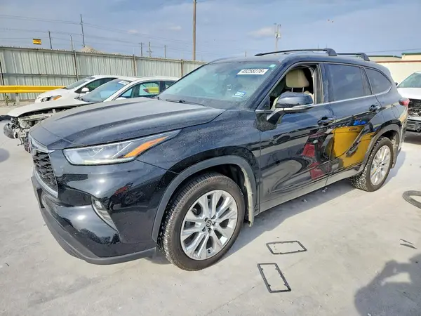 5TDDZRBH6NS572547 2022 TOYOTA HIGHLANDER - Image 1