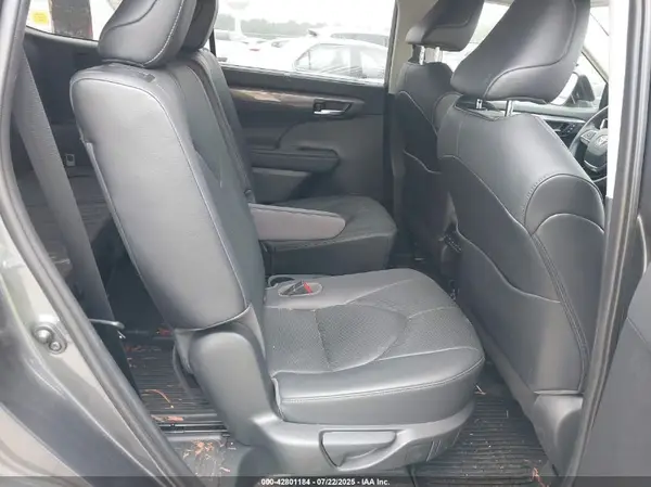 5TDDZRBH7LS009388 2020 TOYOTA HIGHLANDER - Image 8
