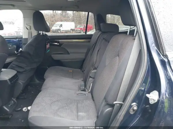 5TDDZRBH7LS031245 2020 TOYOTA HIGHLANDER - Image 8