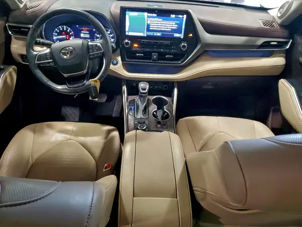 5TDDZRBH7MS069978 2021 TOYOTA HIGHLANDER - Image 8