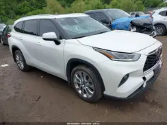 5TDDZRBH7MS524649 2021 TOYOTA HIGHLANDER