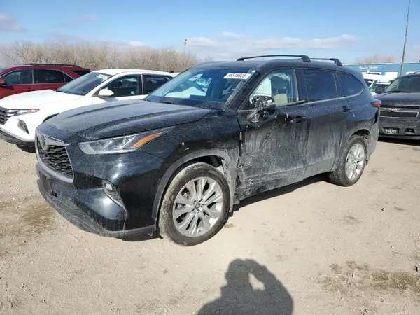 5TDDZRBH7NS198269 2022 TOYOTA HIGHLANDER - Image 1