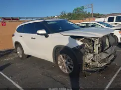 5TDDZRBH7NS575649 2022 TOYOTA HIGHLANDER