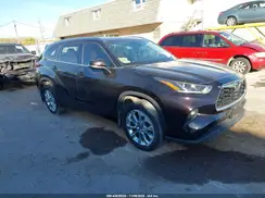 5TDDZRBH8LS003261 2020 TOYOTA HIGHLANDER