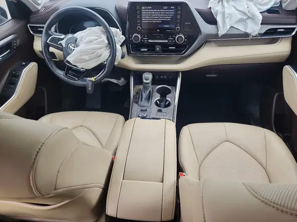5TDDZRBH8LS033828 2020 TOYOTA HIGHLANDER - Image 8