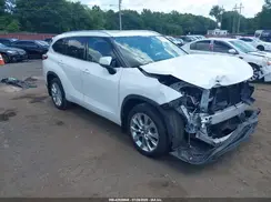 5TDDZRBH8LS046644 2020 TOYOTA HIGHLANDER