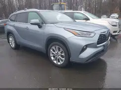 5TDDZRBH8LS053528 2020 TOYOTA HIGHLANDER