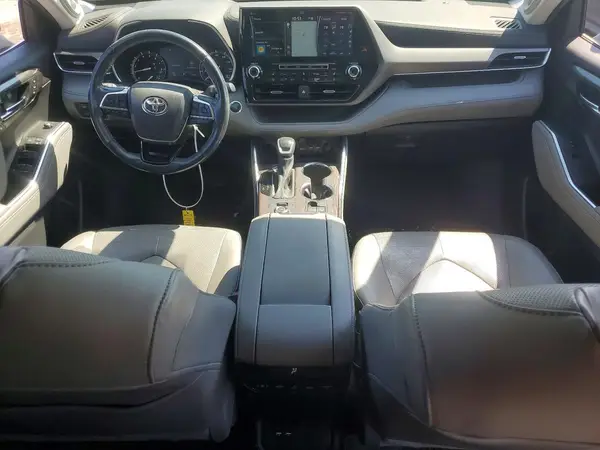 5TDDZRBH8MS090421 2021 TOYOTA HIGHLANDER - Image 8