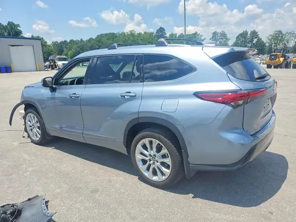 5TDDZRBH8MS149001 2021 TOYOTA HIGHLANDER - Image 2