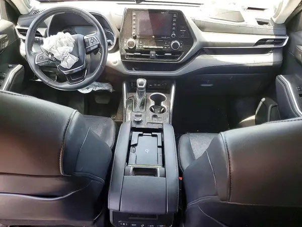 5TDDZRBH8MS556509 2021 TOYOTA HIGHLANDER - Image 8