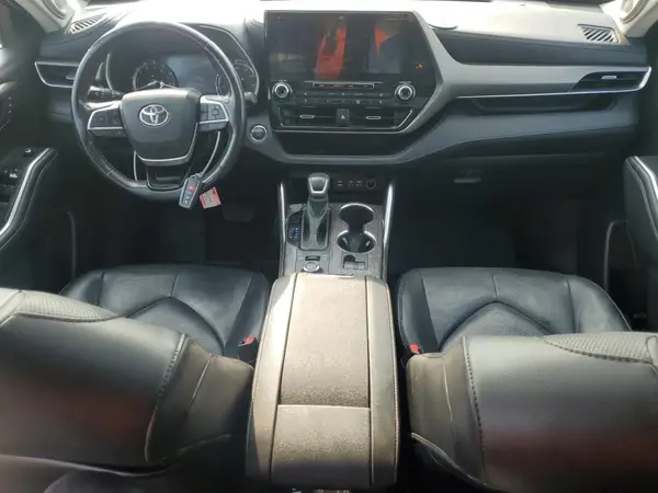 5TDDZRBH8NS164454 2022 TOYOTA HIGHLANDER - Image 8