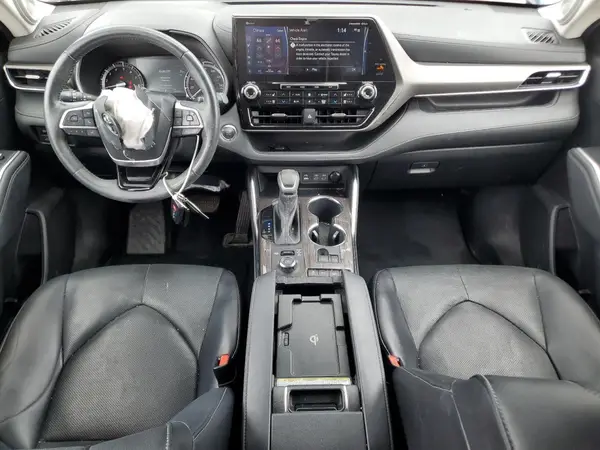 5TDDZRBH8NS181450 2022 TOYOTA HIGHLANDER - Image 8