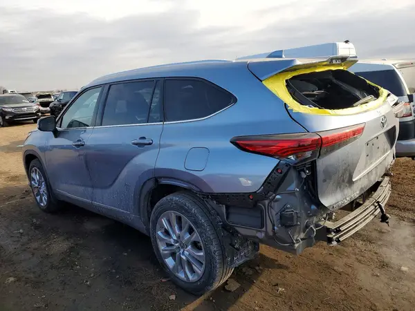 5TDDZRBH9LS037449 2020 TOYOTA HIGHLANDER - Image 2