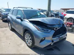 5TDDZRBH9MS069786 2021 TOYOTA HIGHLANDER