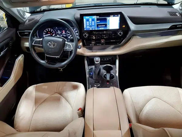 5TDDZRBH9MS125676 2021 TOYOTA HIGHLANDER - Image 8