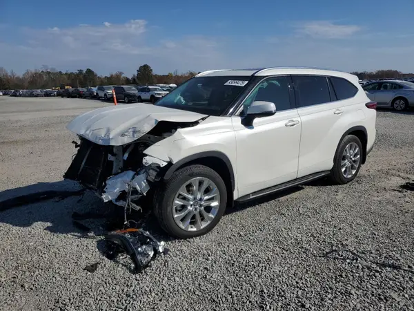 5TDDZRBH9MS531392 2021 TOYOTA HIGHLANDER - Image 1
