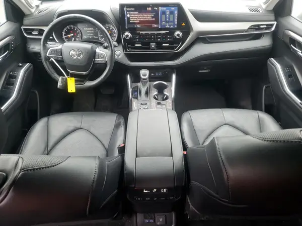 5TDDZRBH9NS187063 2022 TOYOTA HIGHLANDER - Image 8