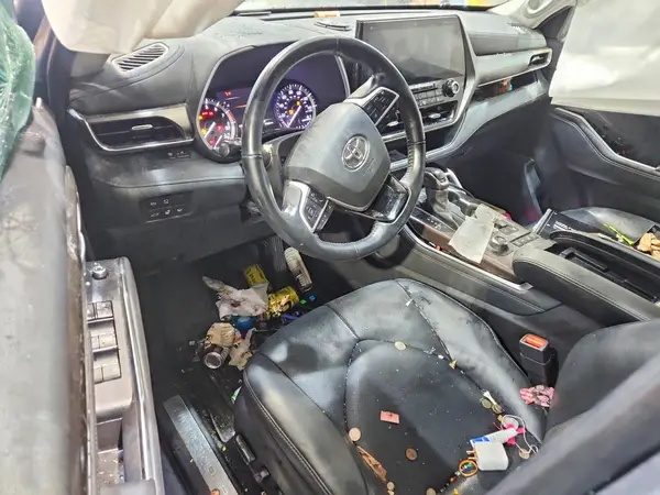 5TDDZRBH9NS213046 2022 TOYOTA HIGHLANDER - Image 8