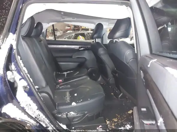 5TDDZRBHXLS002080 2020 TOYOTA HIGHLANDER - Image 8