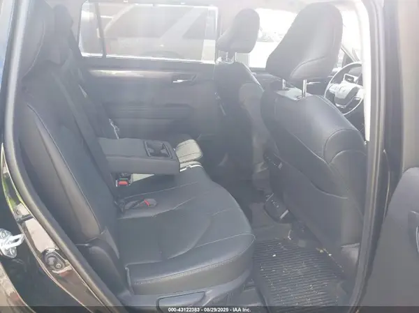 5TDDZRBHXLS024371 2020 TOYOTA HIGHLANDER - Image 8