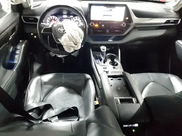 5TDDZRBHXLS030283 2020 TOYOTA HIGHLANDER - Image 8