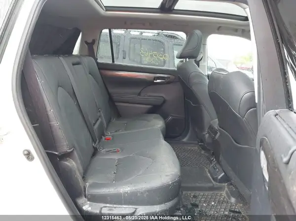 5TDDZRBHXLS034236 2020 TOYOTA HIGHLANDER - Image 8