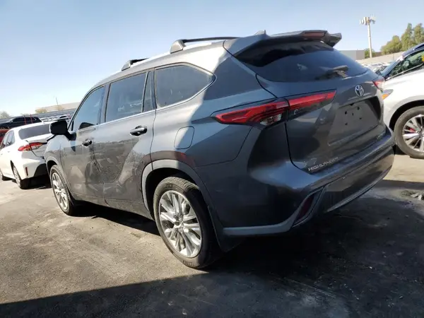 5TDDZRBHXLS047522 2020 TOYOTA HIGHLANDER - Image 2