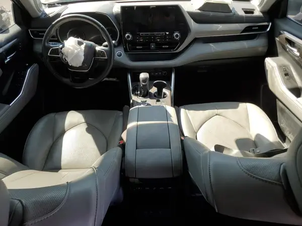 5TDDZRBHXLS047522 2020 TOYOTA HIGHLANDER - Image 8